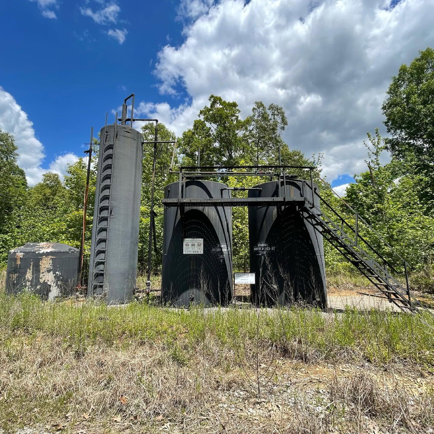 Fiberglass tank battery and separator on an NEC Operating lease